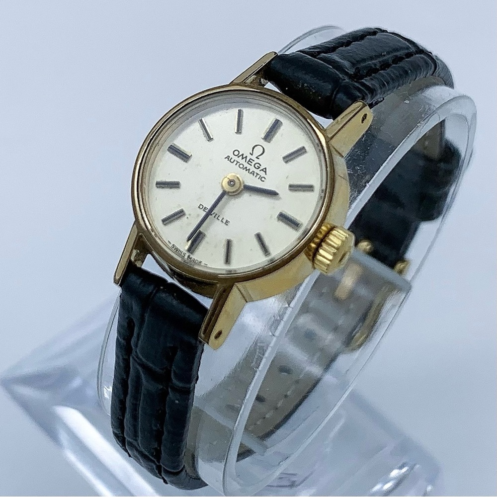 Vintage OMEGA Automatic De Ville Ladies Wristwatch in Black Leather